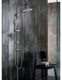 Set de douche mural chromé GIOTA avec douchette 96,5 cm