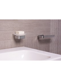 Porte-serviette SOLO en laiton chromé 60 x2,5 x1,3 cm