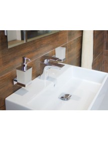 Porte brosses à dents mural PLAZA en verre 6x10x9,5 cm Porte brosses à dents mural PLAZA en verre 6x10x9,5 cm